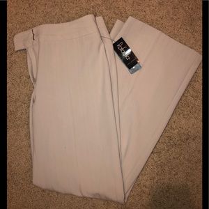 Rafaela stretch size 8 light khaki- dress pant